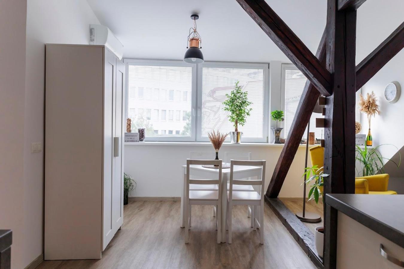 Vip Apartment In Old Town With Free Parking Bratislava Exterior photo